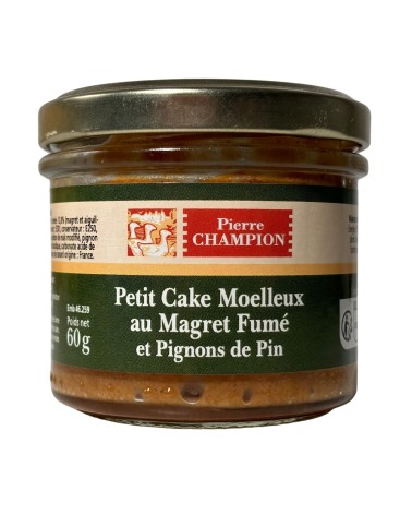 Petit Cake Moelleux au Magret Fumé et Pignons de Pin
